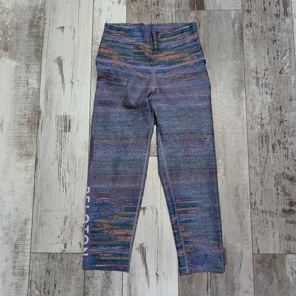 Peloton x With Blizzard Capri s small‎ Leggings Ac